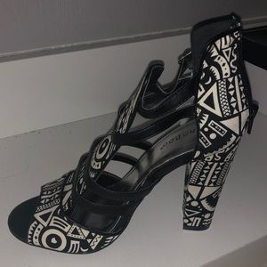 Aztec pattern sandals. Heel 4.2in approximately.